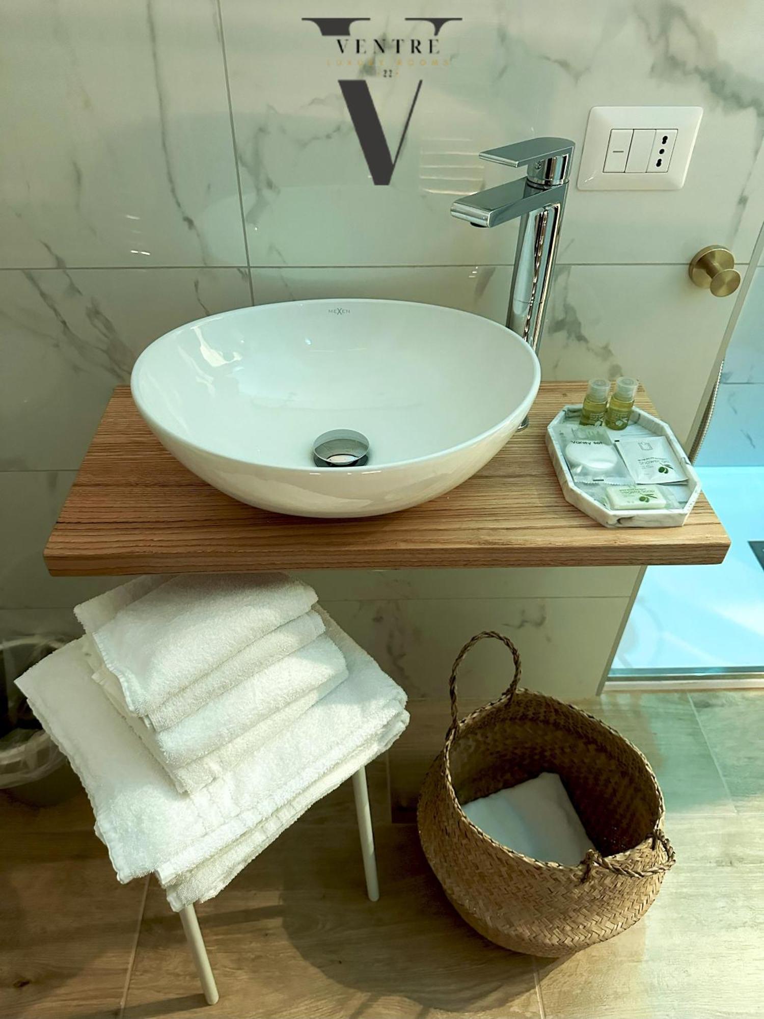 Ventre Luxury Rooms نابولي المظهر الخارجي الصورة